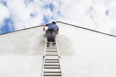 Peinture extérieure à Espins — façades et ravalement