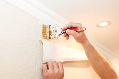Pose de papier peint à Espins — revêtements muraux et toiles de verre